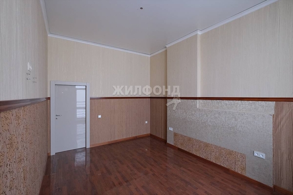 
   Продам 4-комнатную, 114.6 м², Семьи Шамшиных ул, 26/1

. Фото 20.