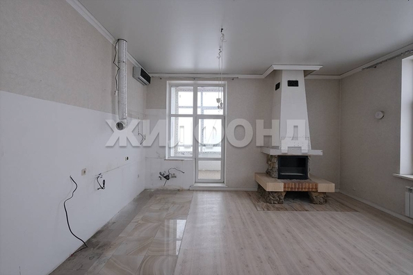 
   Продам 4-комнатную, 114.6 м², Семьи Шамшиных ул, 26/1

. Фото 6.