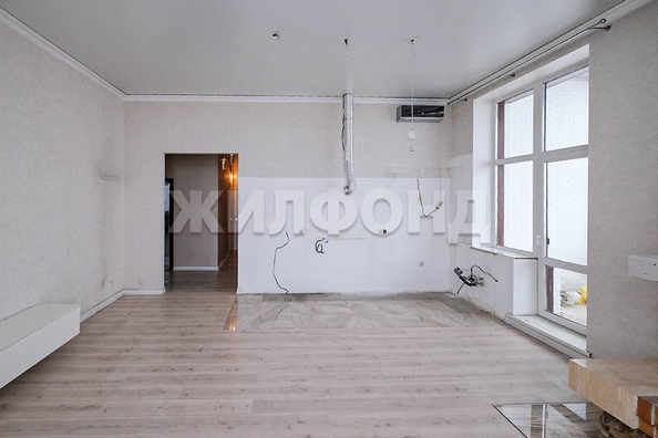 
   Продам 4-комнатную, 114.6 м², Семьи Шамшиных ул, 26/1

. Фото 7.