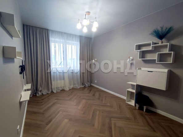 
   Продам 1-комнатную, 32.2 м², Закаменский мкр, 16

. Фото 1.