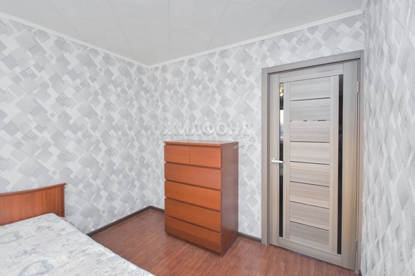 
   Продам 2-комнатную, 43.9 м², Зорге ул, 205

. Фото 14.