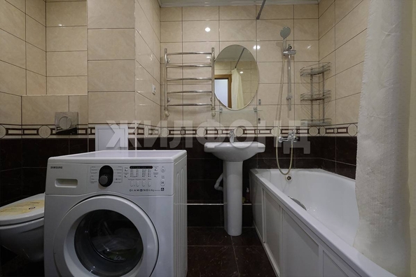 
   Продам 3-комнатную, 62.6 м², Троллейная ул, 18

. Фото 17.