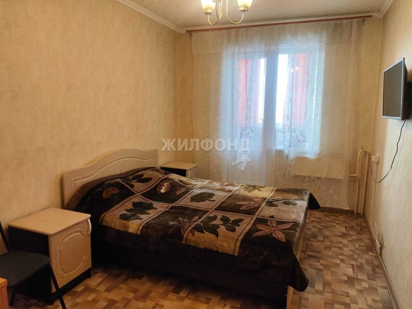 
   Продам 4-комнатную, 81 м², В. Высоцкого ул, 31

. Фото 11.