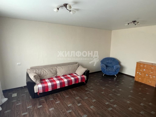 
  Сдам в аренду 1-комнатную квартиру, 54 м², Новосибирск

. Фото 7.