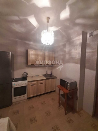 
  Сдам в аренду 1-комнатную квартиру, 39 м², Новосибирск

. Фото 2.