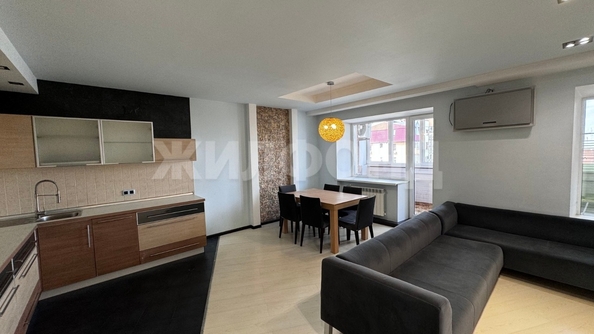 
  Сдается 3-комн. квартира, 116 м², Советская ул, д. 19
. Фото 3.