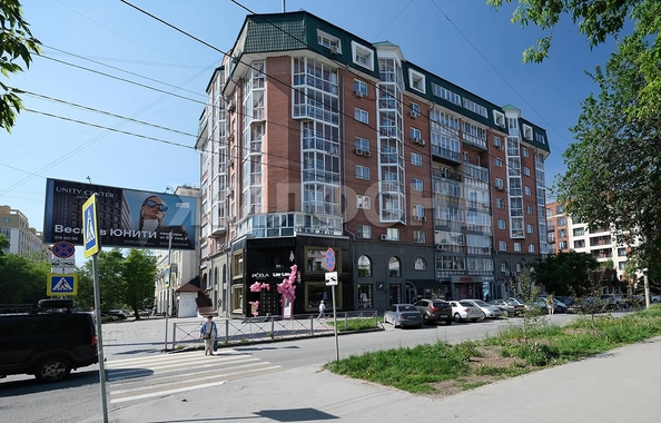 
  Сдается 3-комн. квартира, 116 м², Советская ул, д. 19
. Фото 2.