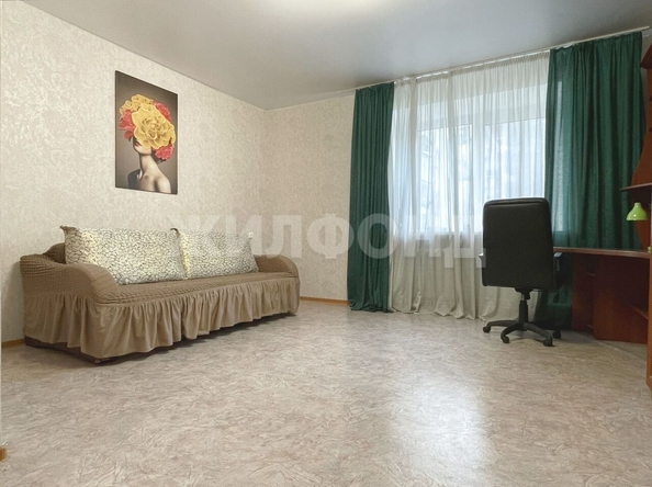 
  Сдается 3-комн. квартира, 126 м², Советская ул, д. 19
. Фото 12.