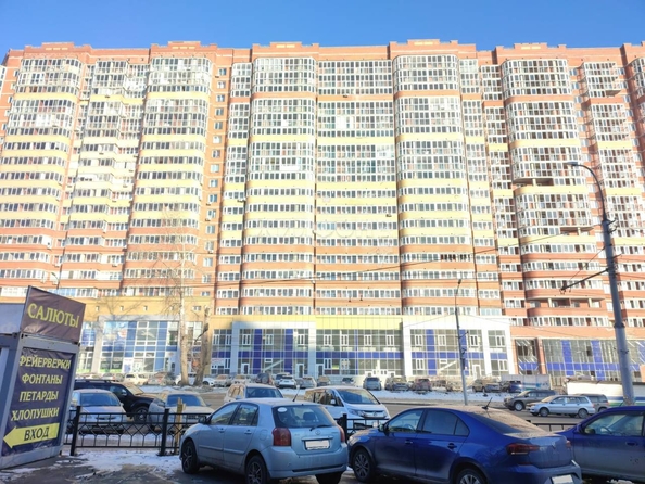 
   Продам 2-комнатную, 79.4 м², Дуси Ковальчук ул, 238

. Фото 2.