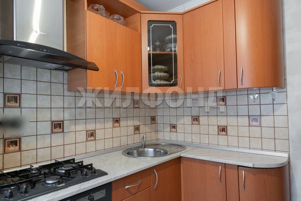 
   Продам 3-комнатную, 56.3 м², Жуковского ул, 117

. Фото 13.