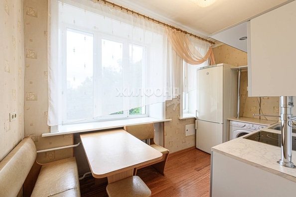 
   Продам 3-комнатную, 65.4 м², Ленина ул, 20

. Фото 11.