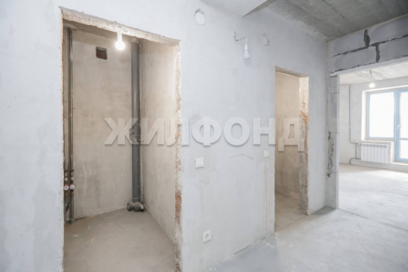 
  Продается 3-комн. квартира, 67.3 м², Есенина ул, д. 67
. Фото 1.