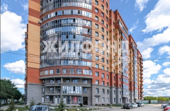 
  Продается 3-комн. квартира, 67.3 м², Есенина ул, д. 67
. Фото 25.