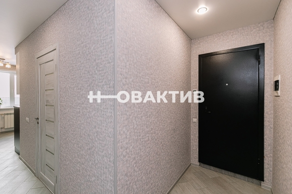 
   Продам 2-комнатную, 55.4 м², Объединения ул, 24

. Фото 17.