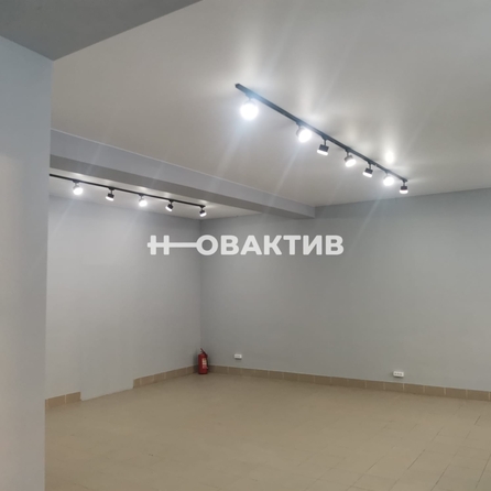 
   Продам помещение свободного назначения, 163.8 м², Троллейная ул, 12

. Фото 2.