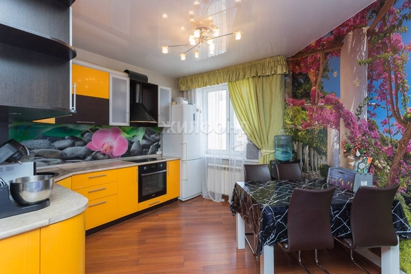 
   Продам 3-комнатную, 84.4 м², Гребенщикова ул, 8

. Фото 1.