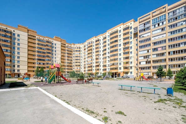 
   Продам 3-комнатную, 84.4 м², Гребенщикова ул, 8

. Фото 7.