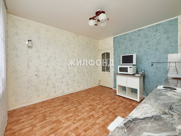 
   Продам 3-комнатную, 73 м², Гребенщикова ул, 14

. Фото 10.