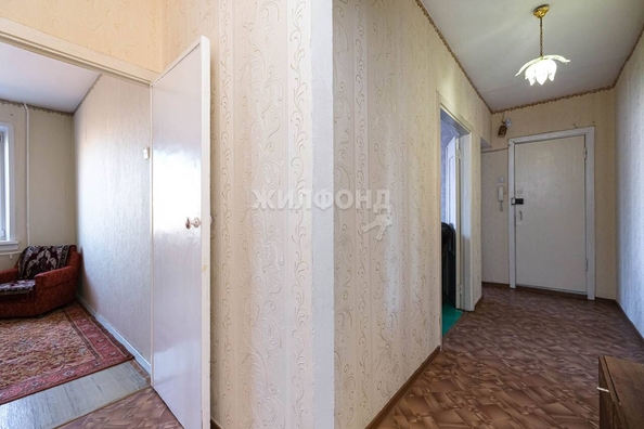 
   Продам 3-комнатную, 63.2 м², Курчатова ул, 7

. Фото 5.