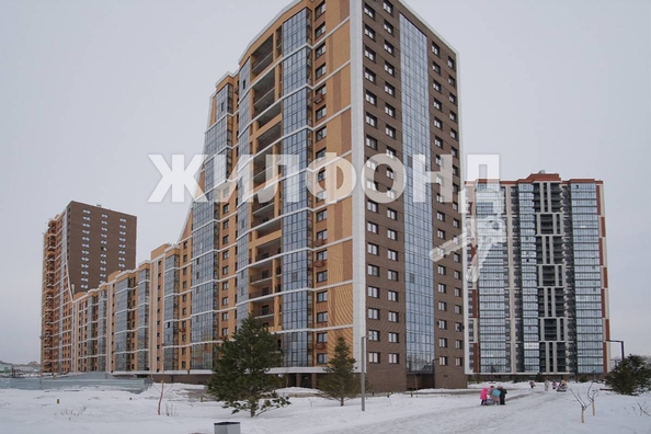 
   Продам 4-комнатную, 92.6 м², Ясный Берег ул, 12

. Фото 22.