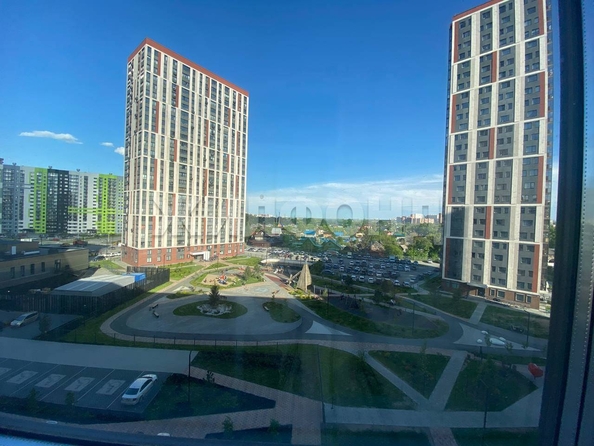 
   Продам 4-комнатную, 92.6 м², Ясный Берег ул, 12

. Фото 16.