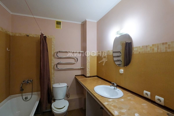 
   Продам 2-комнатную, 89.9 м², Заречная ул, 4

. Фото 3.