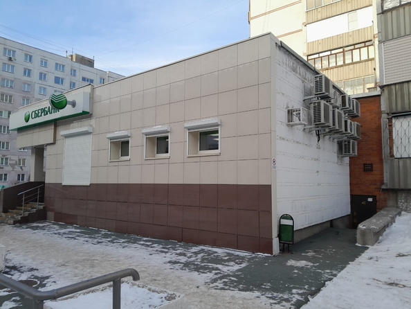 
   Продам помещение свободного назначения, 409.6 м², Макаренко ул, 22

. Фото 1.