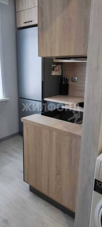 
   Продам 2-комнатную, 43 м², Адриена Лежена ул, 14

. Фото 2.