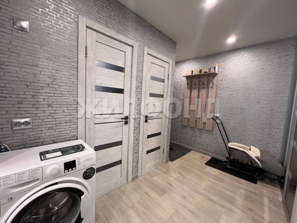 
  Продается 2-комн. квартира, 43 м², Адриена Лежена ул, д. 14
. Фото 8.