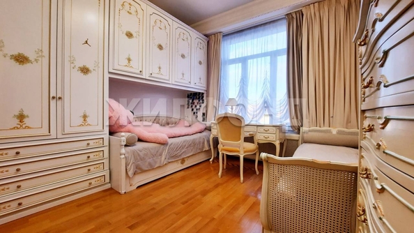 
   Продам 3-комнатную, 188.8 м², Щетинкина ул, 49

. Фото 7.