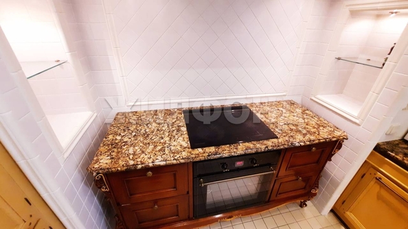 
   Продам 3-комнатную, 188.8 м², Щетинкина ул, 49

. Фото 13.