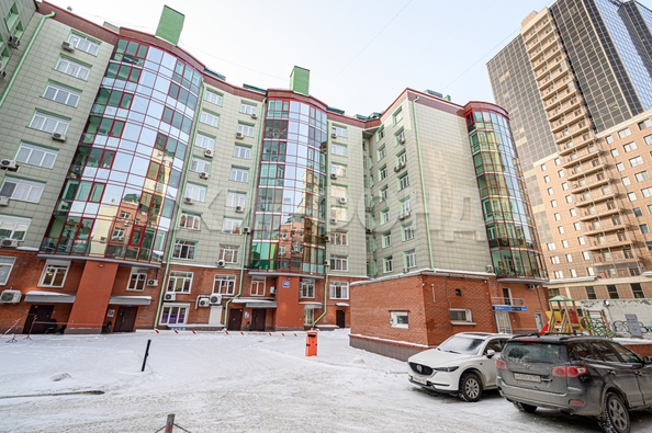 
   Продам 3-комнатную, 188.8 м², Щетинкина ул, 49

. Фото 38.