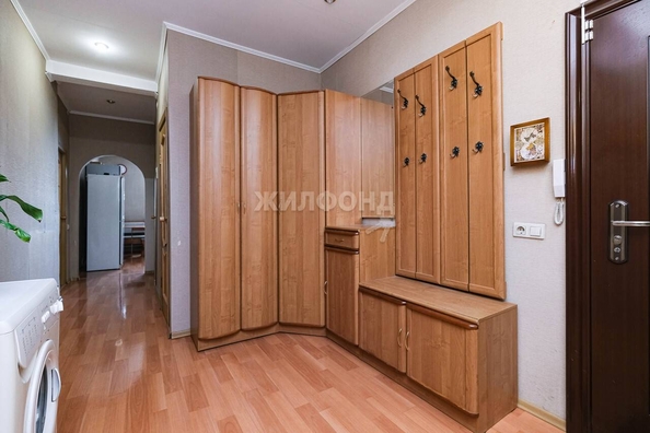 
   Продам 3-комнатную, 89.2 м², Мира ул, 20

. Фото 13.