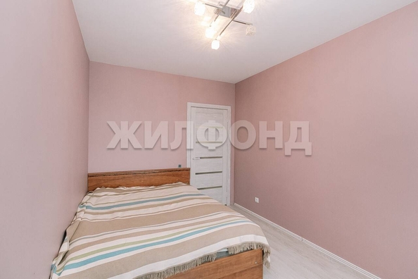 
   Продам 3-комнатную, 67.2 м², 3-й микрорайон, 15

. Фото 5.