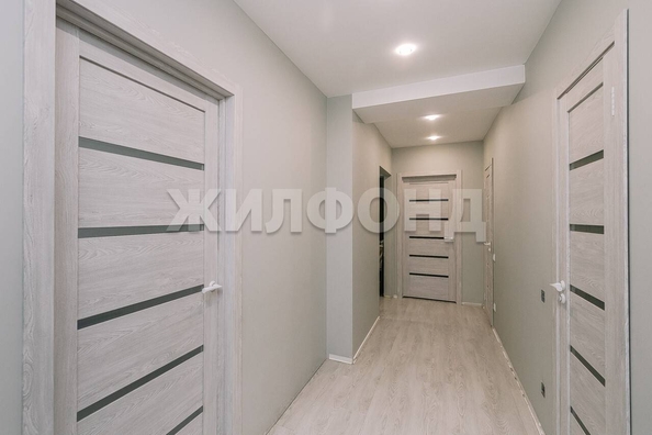 
   Продам 3-комнатную, 67.2 м², 3-й микрорайон, 15

. Фото 8.