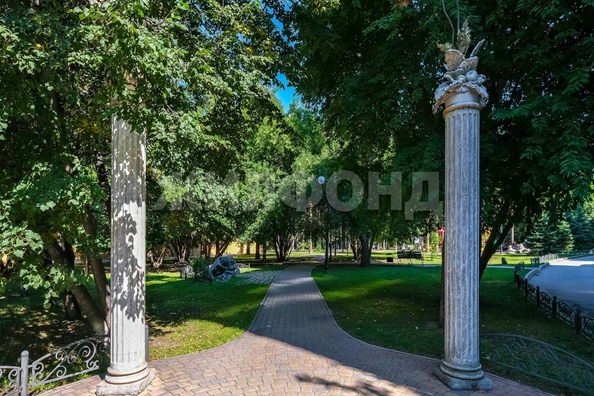 
  Продается 4-комн. квартира, 149.9 м², Богдана Хмельницкого ул, д. 11/3
. Фото 6.
