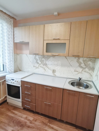 
  Сдам в аренду 1-комнатную квартиру, 30 м², Новосибирск

. Фото 1.