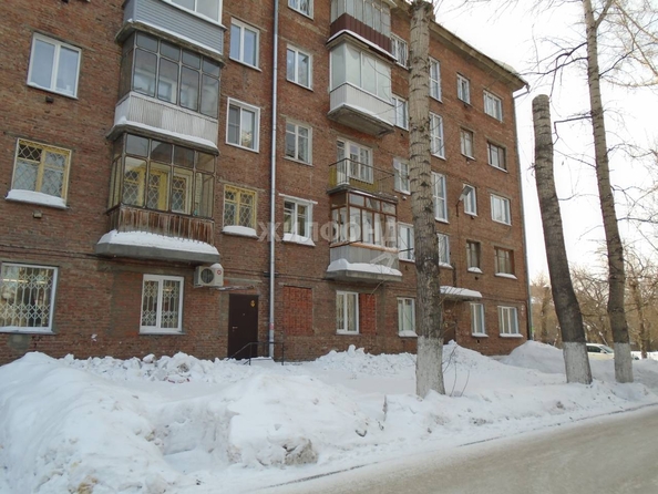 
   Продам 2-комнатную, 38.8 м², Титова ул, 16

. Фото 11.