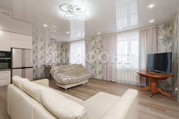 
   Продам дом, 212.9 м², Новосибирск

. Фото 5.