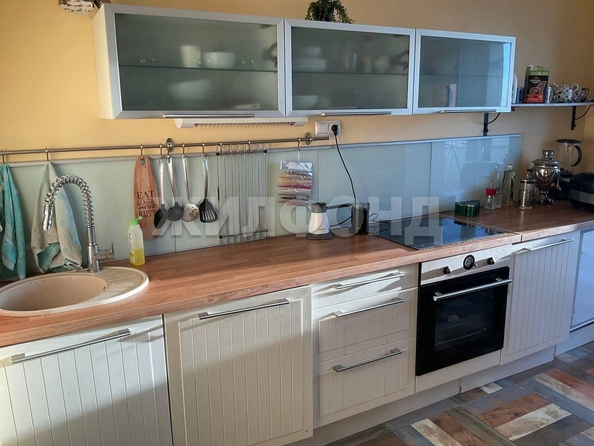 
   Продам 1-комнатную, 46.1 м², Волховская ул, 37

. Фото 7.