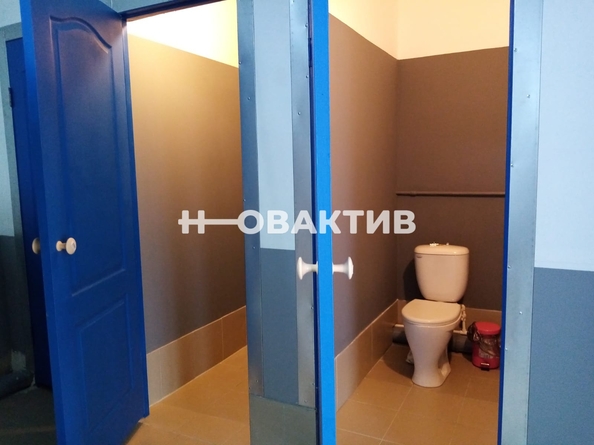 
   Продам помещение свободного назначения, 690 м², Бетонный Переезд ул, 1

. Фото 15.