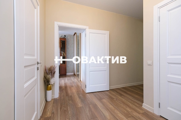 
   Продам 3-комнатную, 87.5 м², Красный пр-кт, 222/3

. Фото 23.