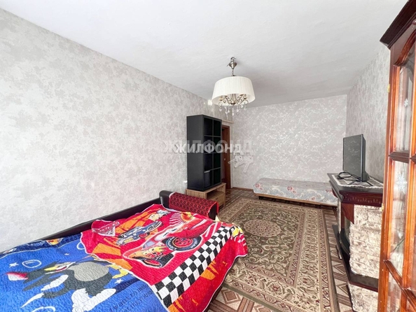 
   Продам дом, 61.3 м², Новосибирск

. Фото 2.