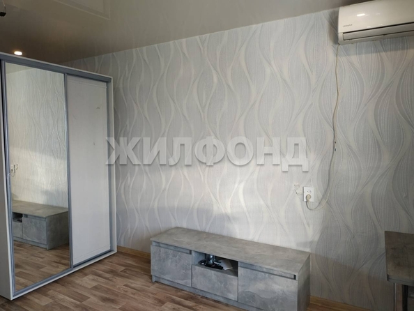 
   Продам секционку, 17.7 м², Зорге ул, 8

. Фото 2.