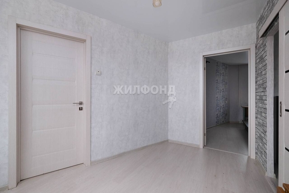 
   Продам комнату, 30.5 м², Толбухина ул, 25

. Фото 10.