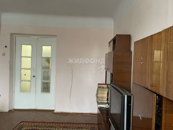 
   Продам 2-комнатную, 55.1 м², Титова ул, 22

. Фото 3.