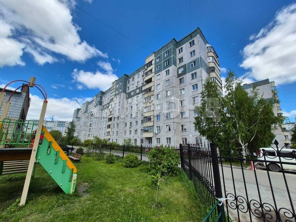 
  Продается 2-комн. квартира, 49.8 м², Троллейная ул, д. 136
. Фото 4.