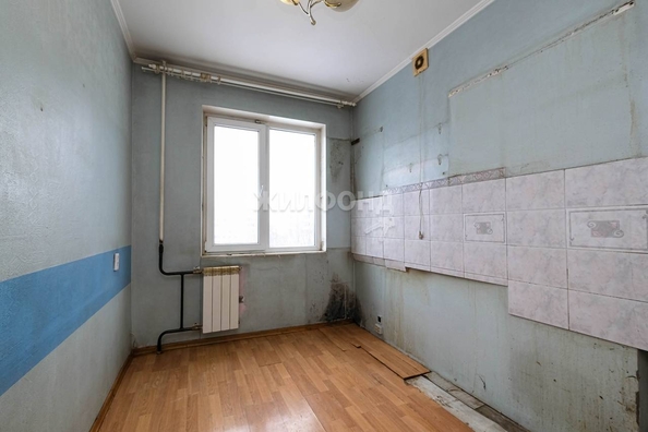 
   Продам 3-комнатную, 62.4 м², Саввы Кожевникова ул, 1/1

. Фото 10.