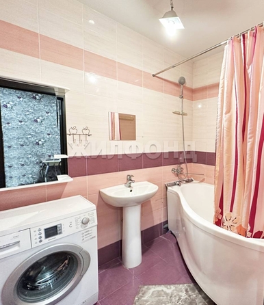 
   Продам 3-комнатную, 71.9 м², 2-й (4 мкр.) кв-л, 233

. Фото 12.