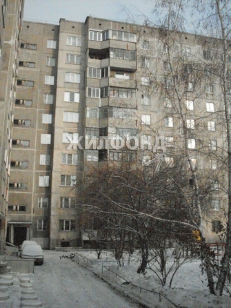 
   Продам 4-комнатную, 99 м², Троллейная ул, 71

. Фото 23.